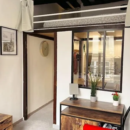 Διαμέρισμα Cosy Centre De *