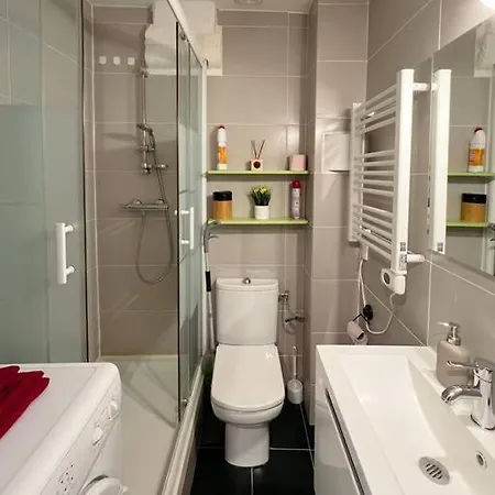 Cosy Centre De Apartment