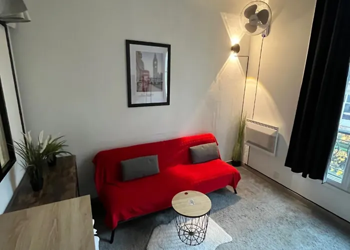 Апартаменты Cosy Centre De Париж